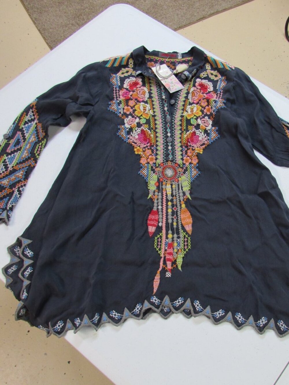 Johnny Was NWT Petite Festival Tunic Gray Size XS